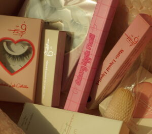 GIFT BOX